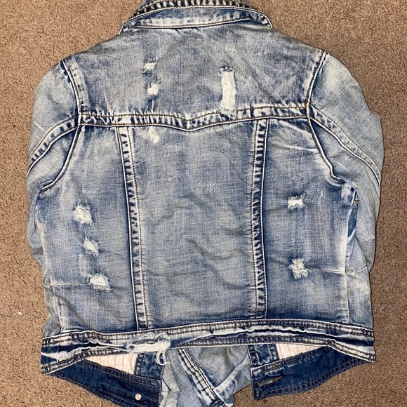 Jean Jacket - Picture 2 of 3